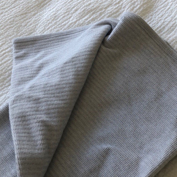 LULULEMON Vinyasa Scarf - Picture 3 of 3